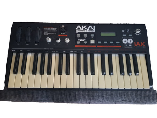 Akai miniak synthesizer - akai,