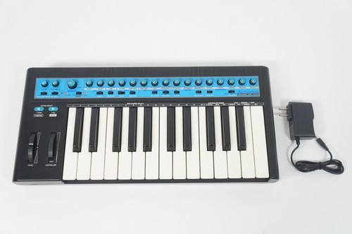 Novation bass station - station, analog